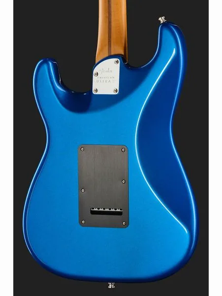Fender Am Ultra II Strat HSS EB NBL, detalj 5