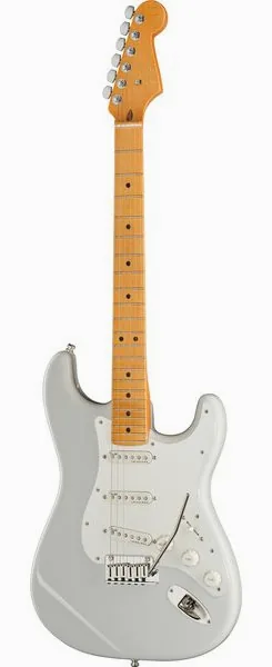 Fender Am Ultra II Strat MN AVL framifrån