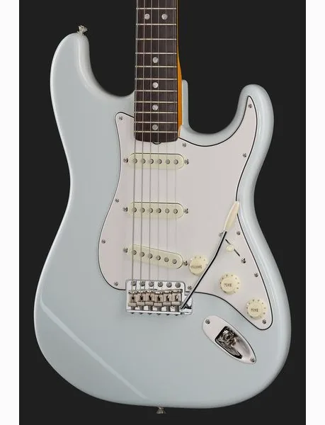 Fender AV II 65 Strat RW SNB, detalj 4
