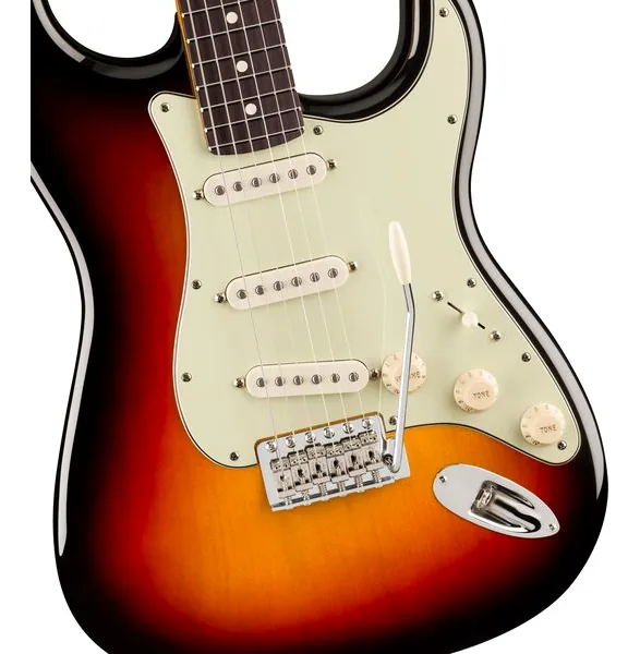 Fender LTD Pro Clsc Silent Strat 3CSB, detalj 3