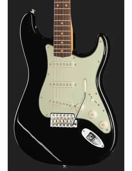 Fender Vintera III E 60s Strat BLK, detalj 4