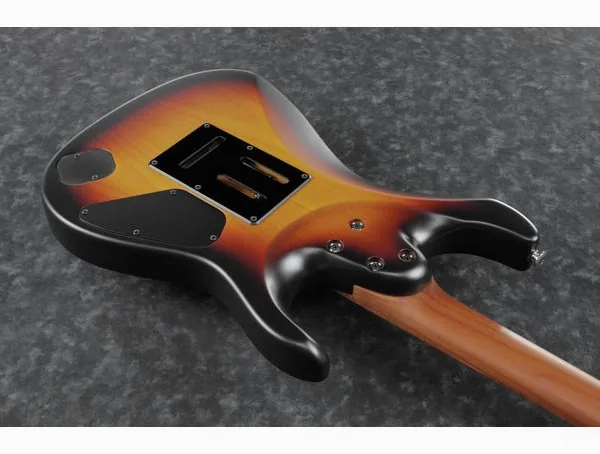 Ibanez AZ2402L-TFF Prestige, detalj 5