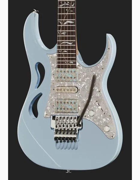 Ibanez PIA3761C, detalj 4