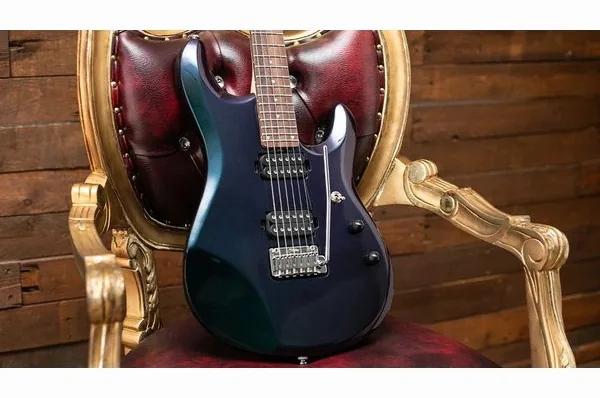 Sterling by Music Man John Petrucci JP60 MDR, detalj 2